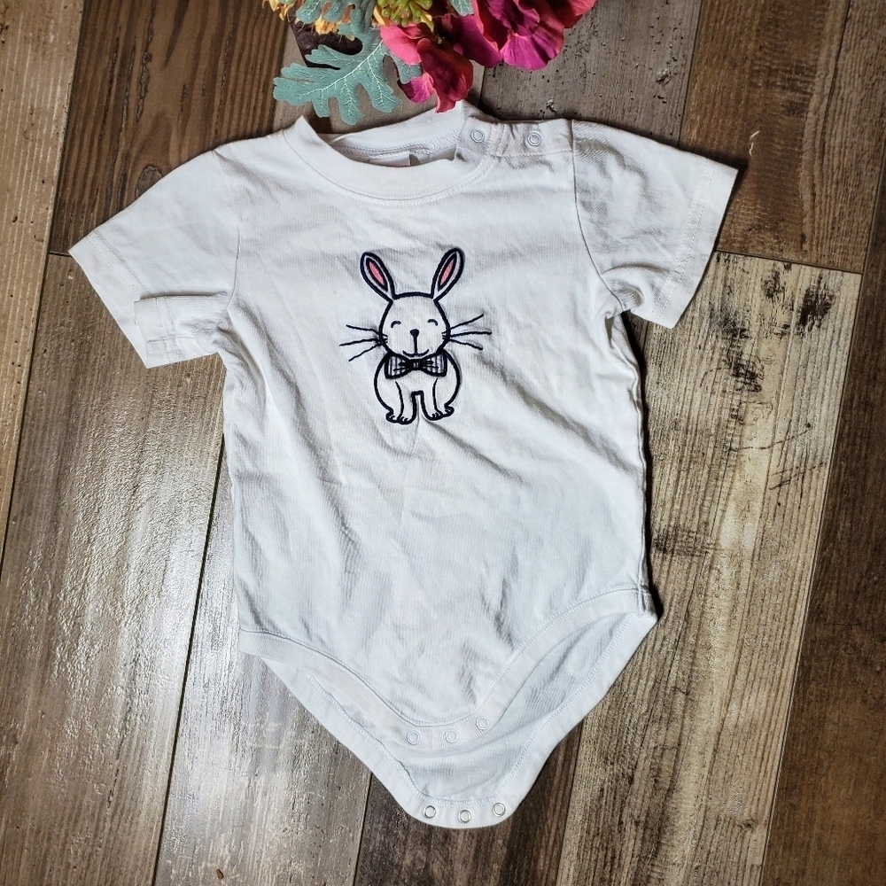 Gymboree Embroidered Baby Bunny Easter Onesie White 100% Cotton EUC Size 18-24m